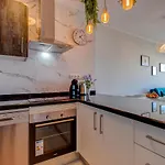 Apartman Paradise View Family By Altamarhomes *