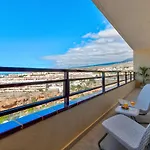 Paradise View Family By Altamarhomes